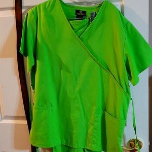 Scrub set